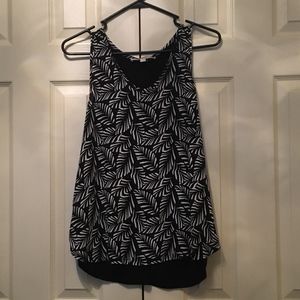 Black and White Leaf Print